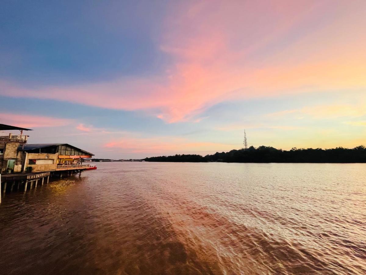 Hotel Le-Shore Kuala Selangor Esterno foto